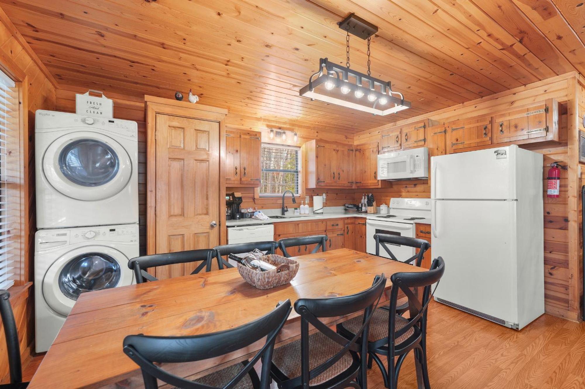 Firefly Lodge - Cozy 4 Bedroom Cabin Minutes To Helen Sautee Nacoochee 외부 사진